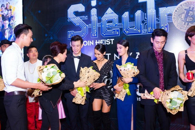 sieu-trom-trong-toi-ra-mat