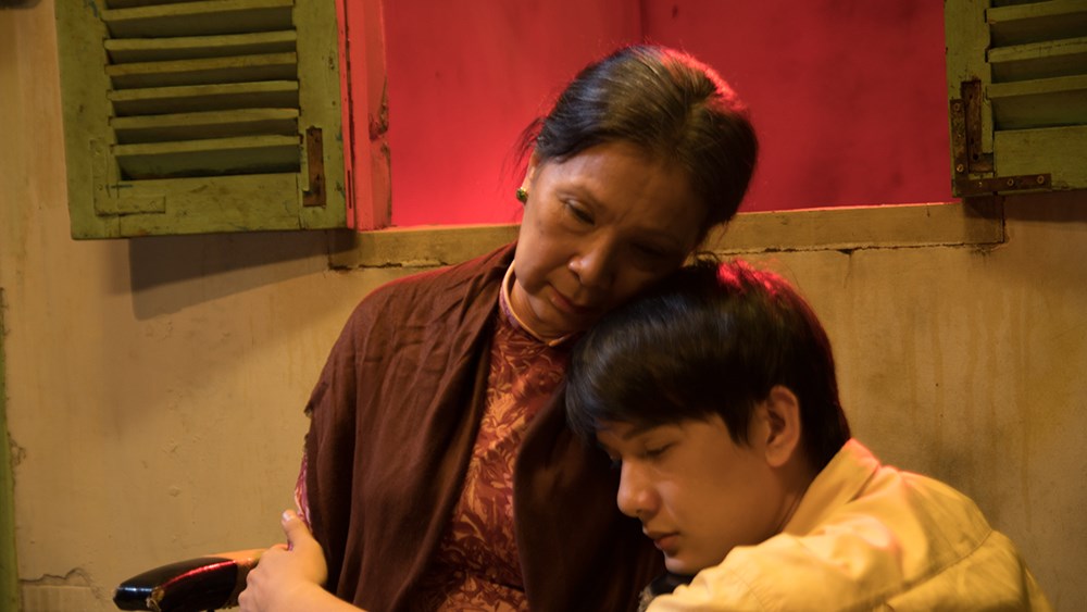Có Căn Nhà Nằm Nghe Nắng Mưa