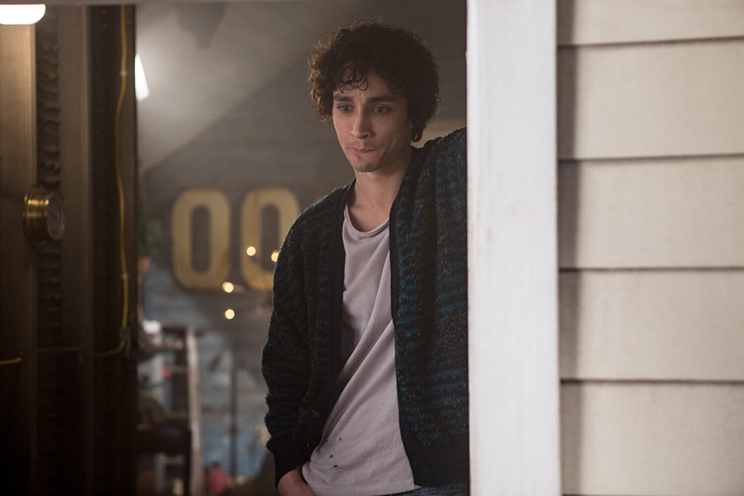 Robert Sheehan - Bad Samaritan