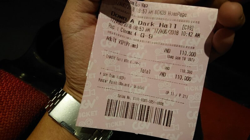 Vé xem phim Hành Lang Bí Ẩn (Down a Dark Hall)