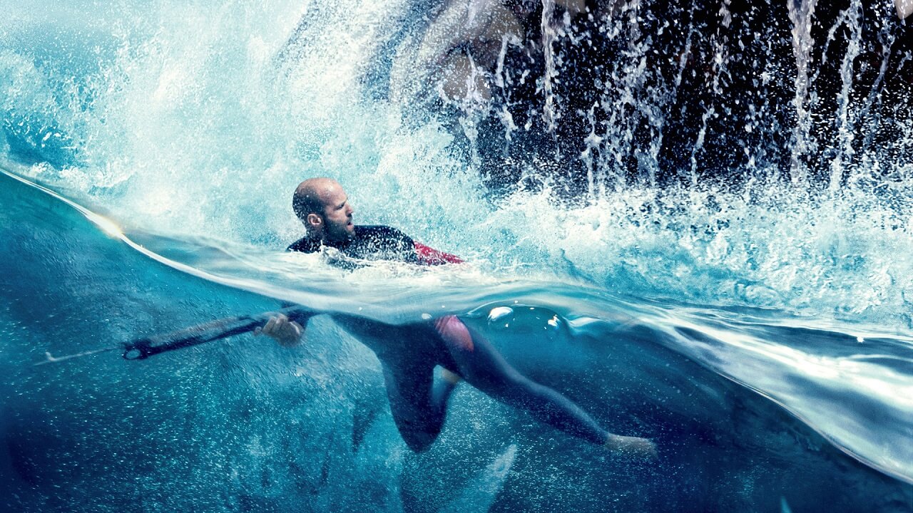 The Meg (Cá mập siêu bạo chúa) banner