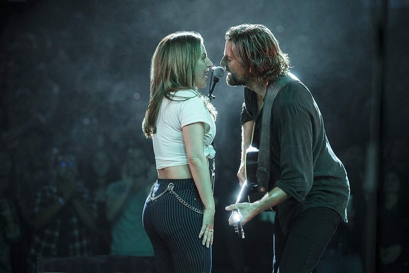 2 nhân vật chính trong phim Vì Sao Vụt Sáng (A Star Is Born)