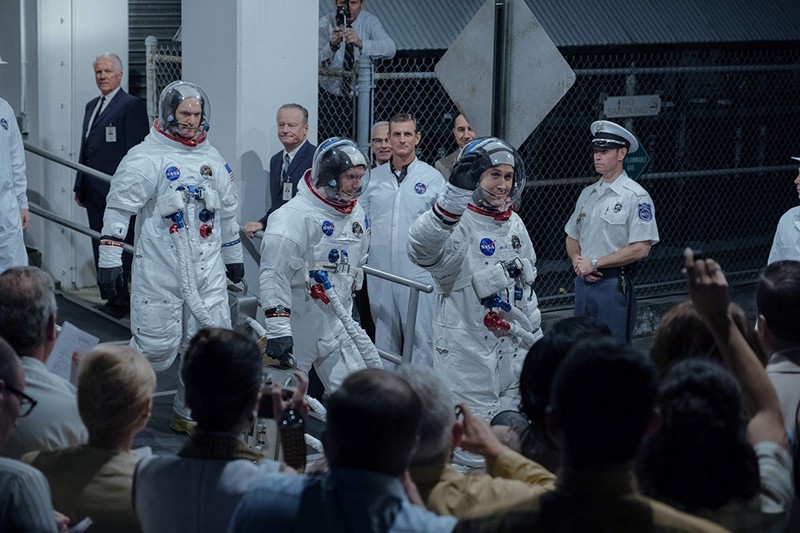 Neil Armstrong và đồng nghiệp - First Man (Bước Chân Đầu Tiên)