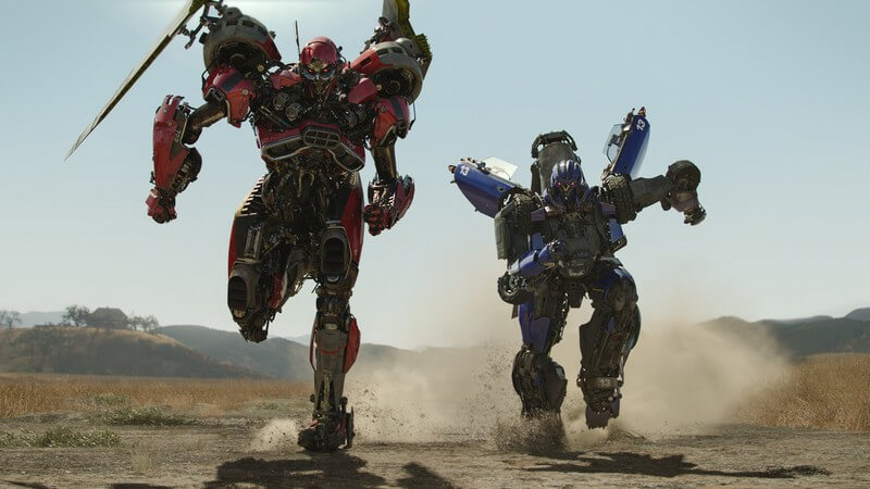 Từ trái qua phải: Shatter và Dropkick (Kẻ thù của Bumblebee).
