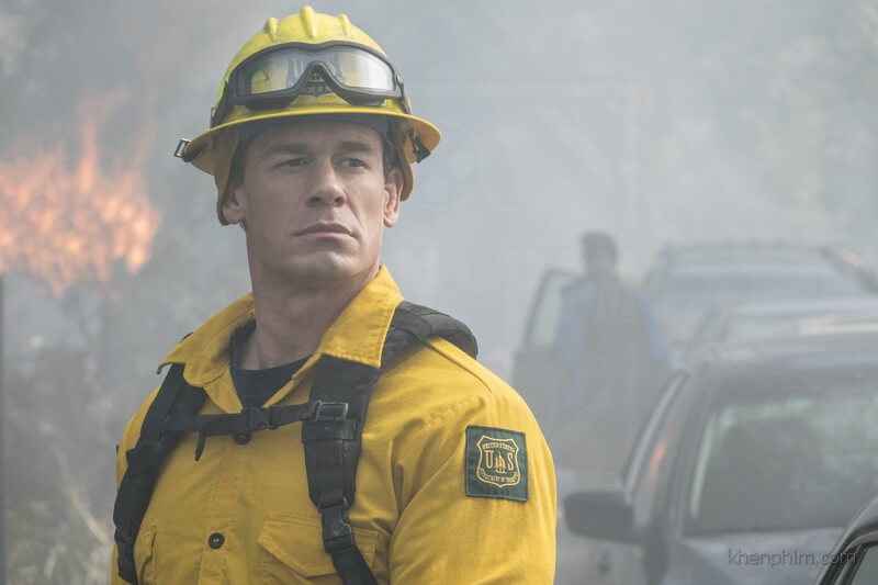 John Cena vào vai lính cứu hỏa