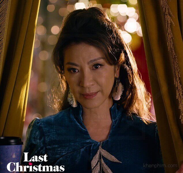 Chuyện tình của cô chủ tiệm cũng là điểm ấn tượng của phim Last Christmas