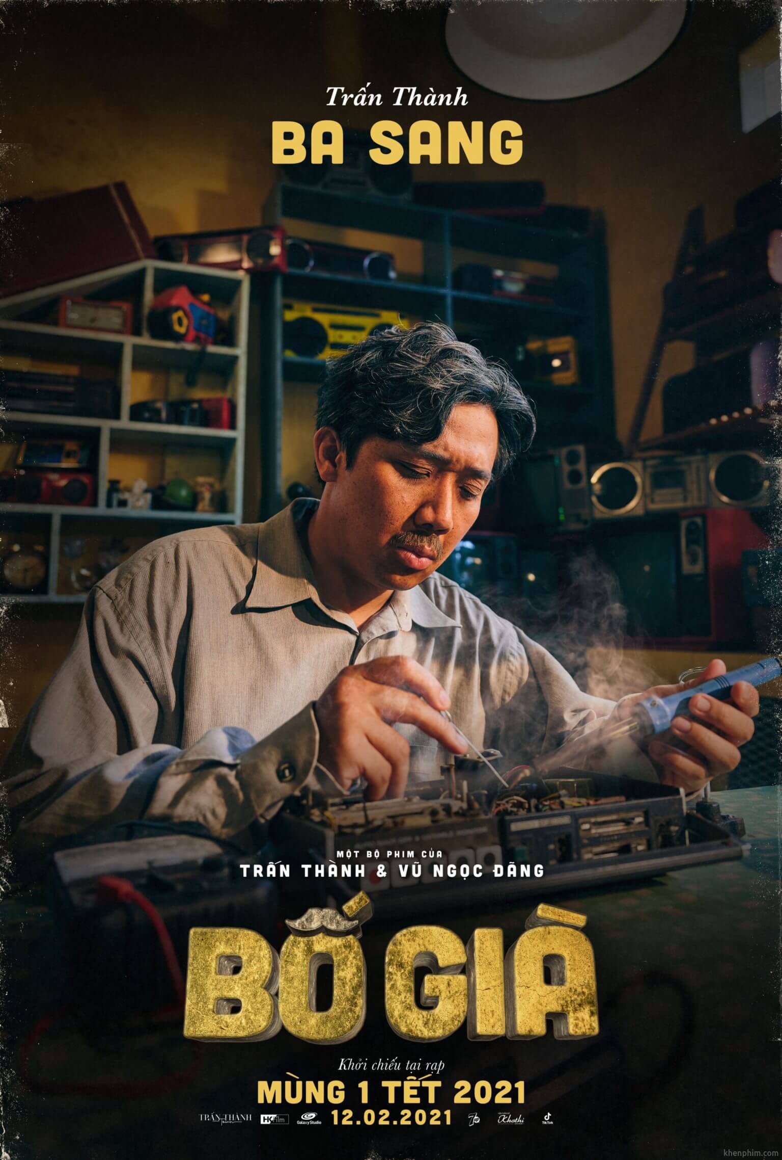 Poster nhân vật phim Bố Già 