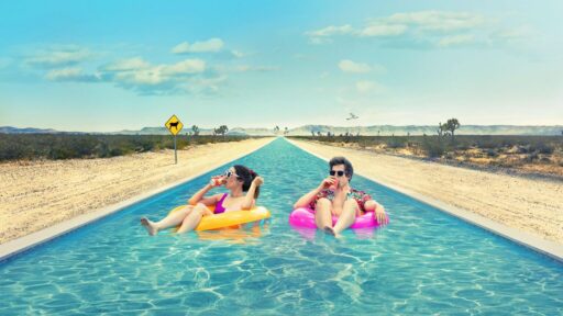 Banner bài review phim Palm Springs (Mở Mắt Thấy Hôm Qua)