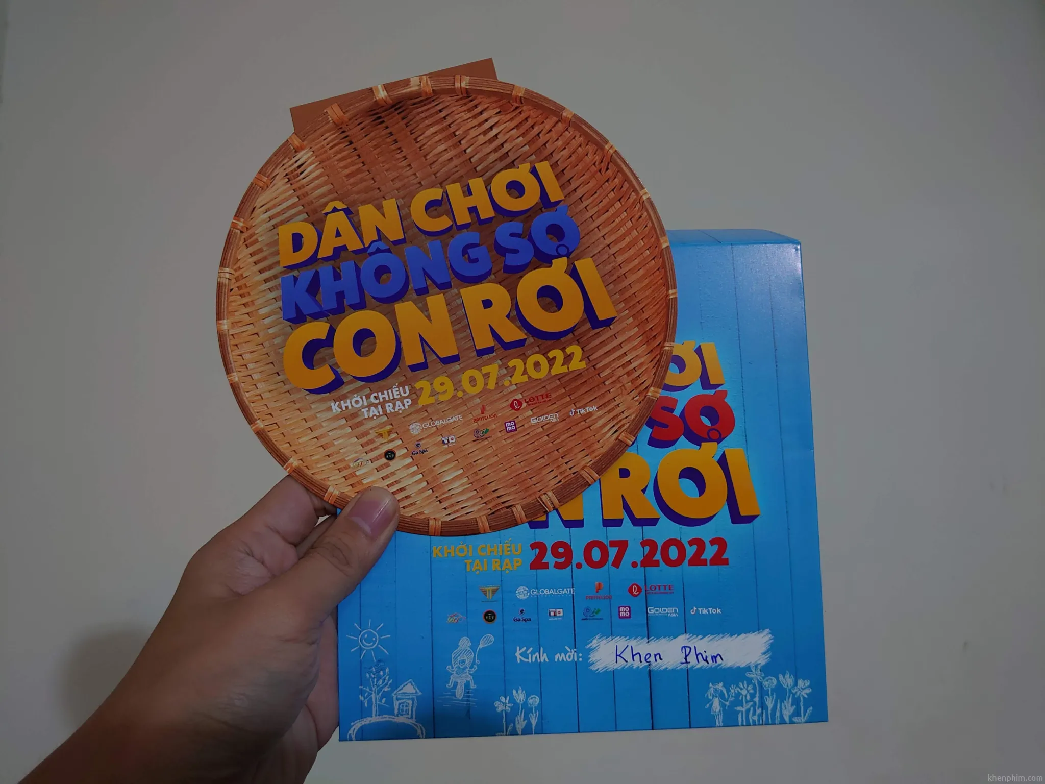 Vé xem phim Dân Chơi Không Sợ Con Rơi