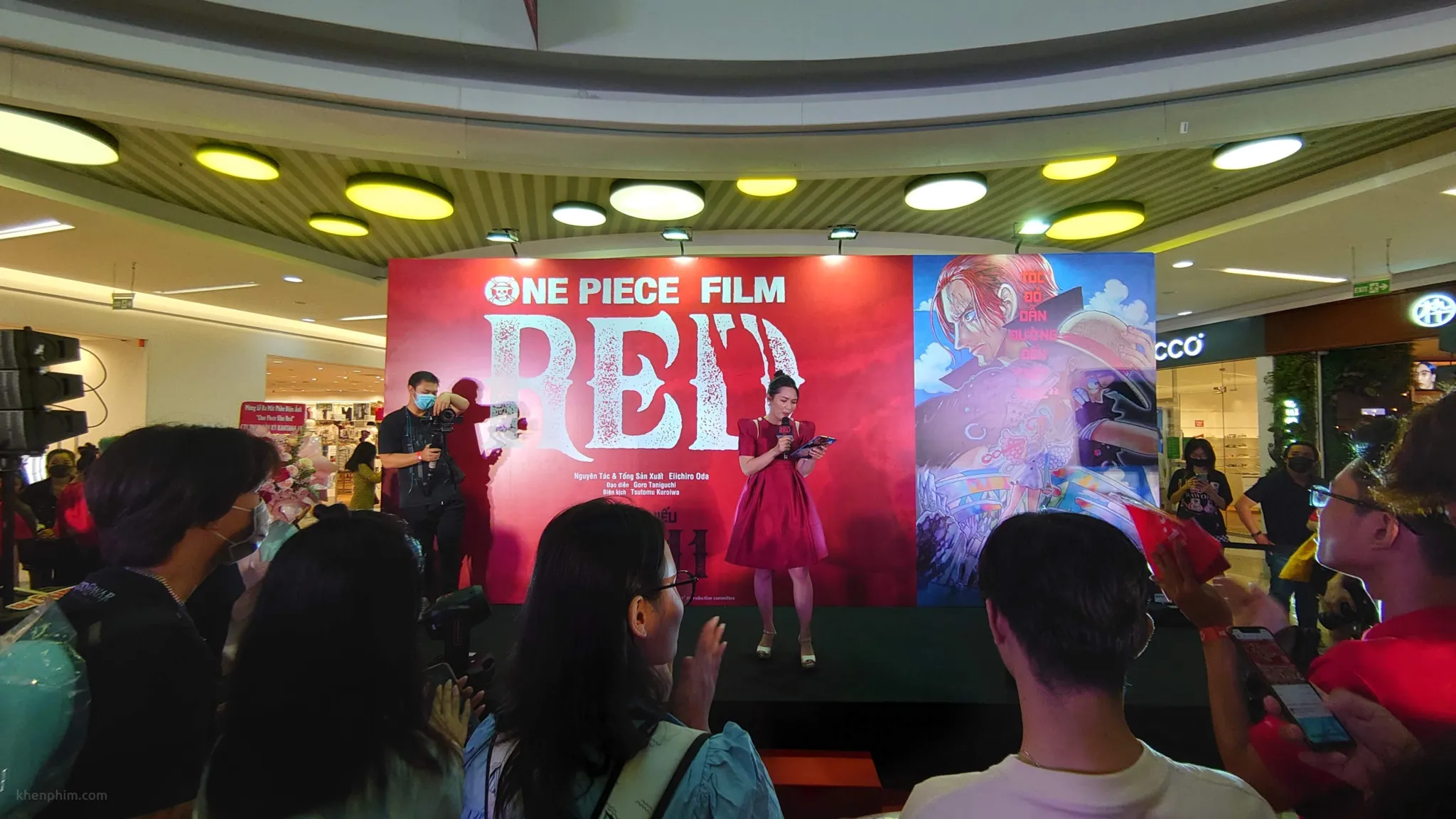 Hình ảnh tại buổi họp báo phim One Piece Film Red