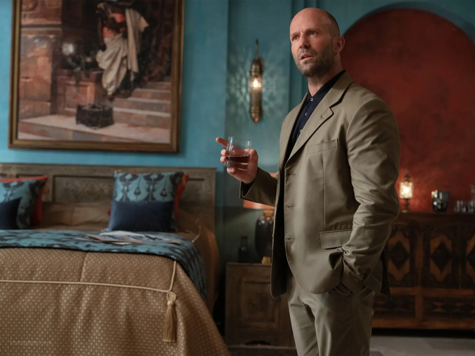 Jason Statham vào vai đặc vụ