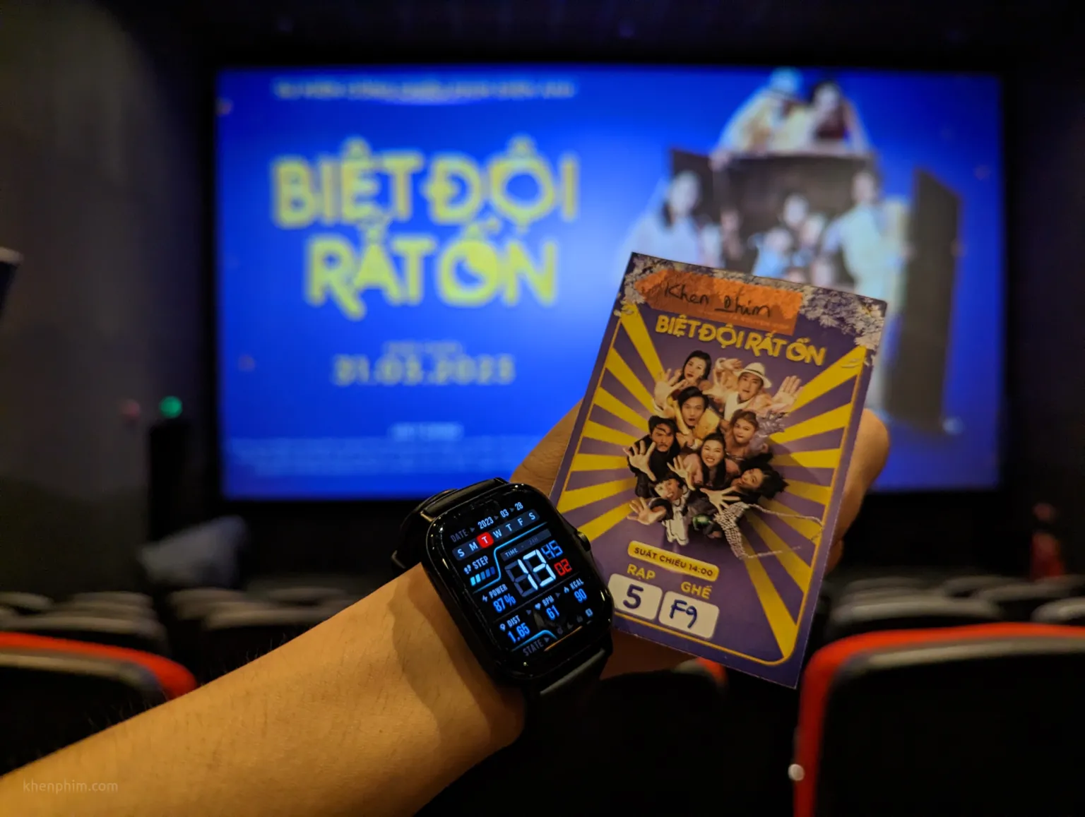 Vé xem phim Biệt Đội Rất Ổn