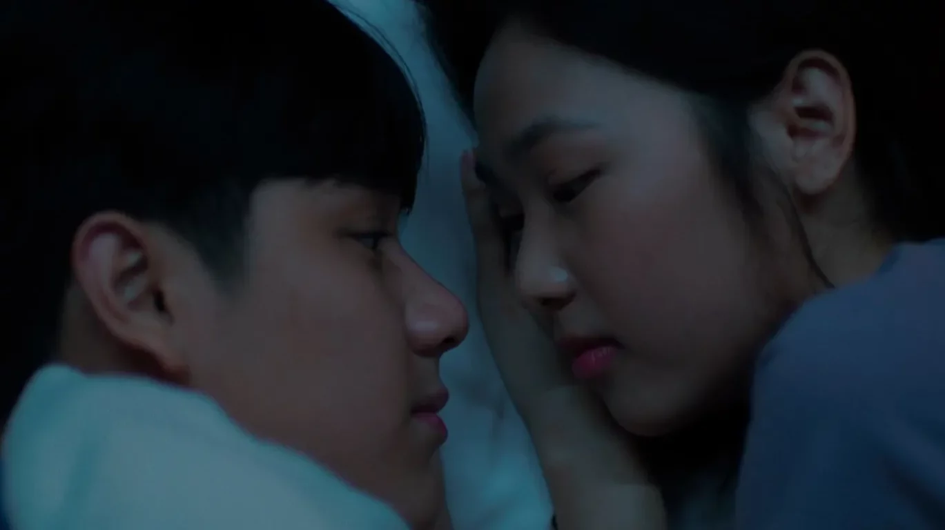 Chạm được vào đôi môi crush là mong ước của biết bao nhiêu người