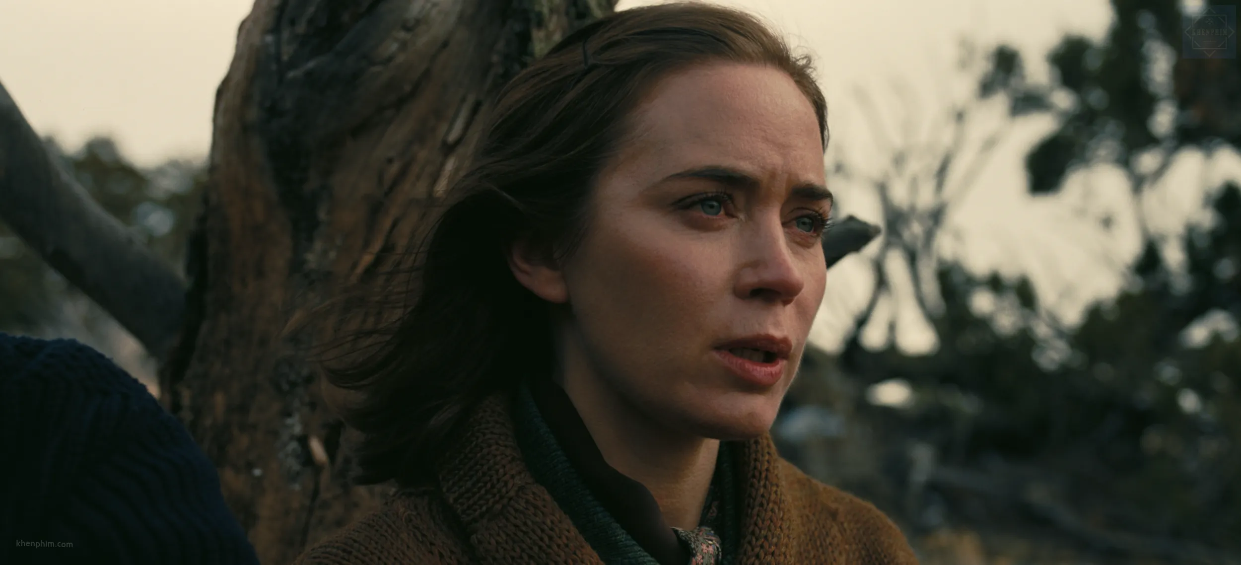 Vợ của nhân vật chính là Kitty Oppenheimer (Emily Blunt thủ vai)