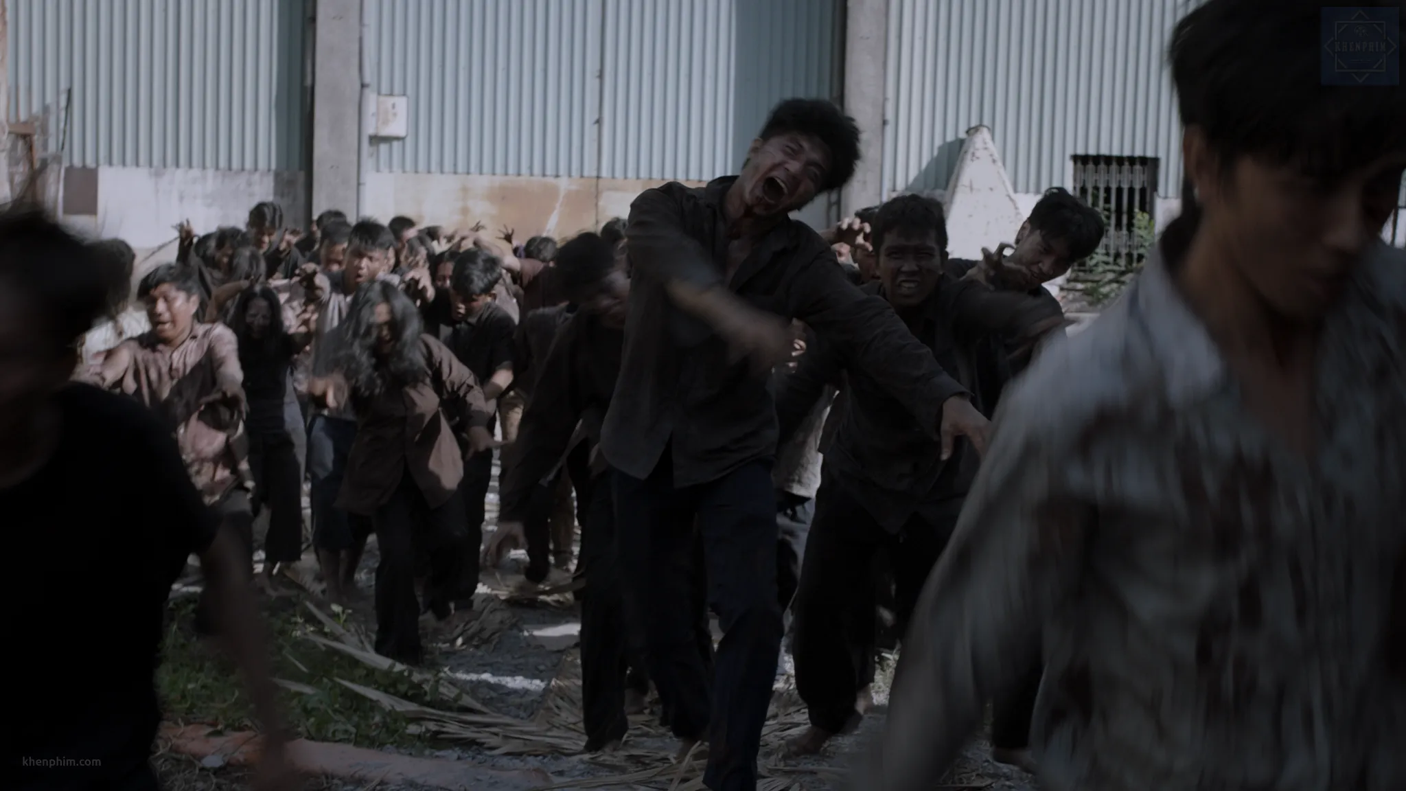 Zombie ngập tràn, được hóa trang tốt
