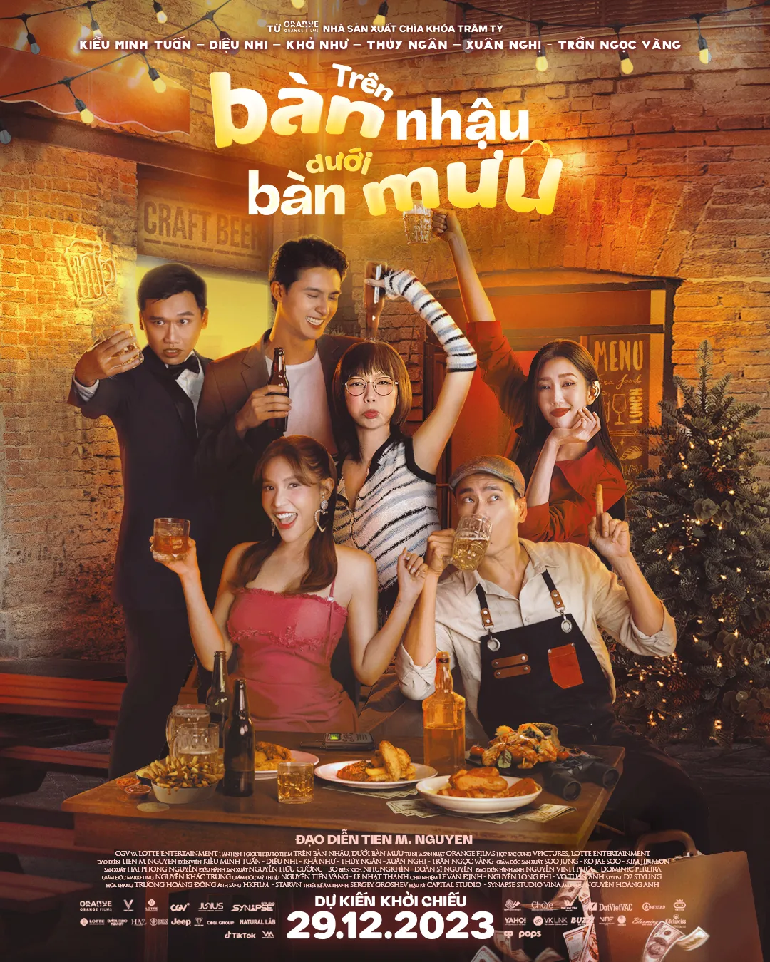 Poster phim Trên Bàn Nhậu, Dưới Bàn Mưu