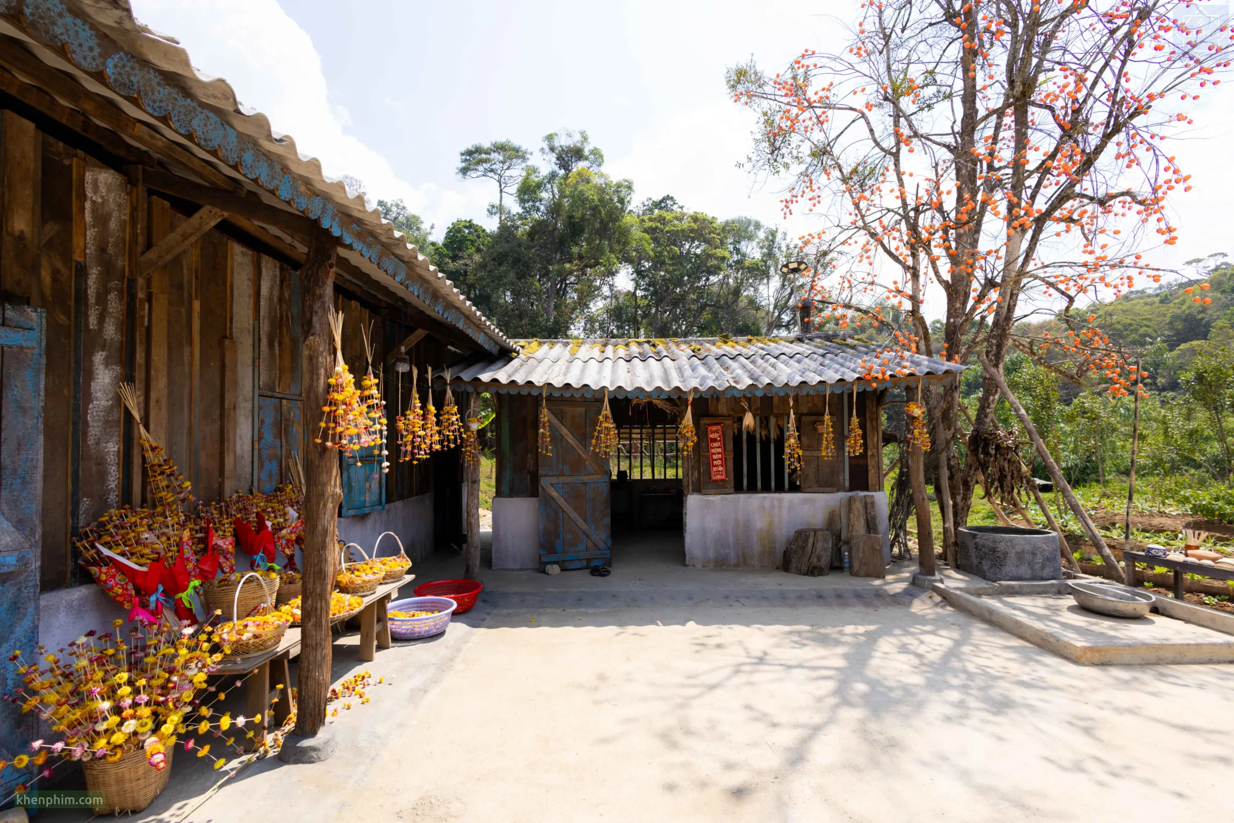 Bối cảnh nhà bà Hai trong phim