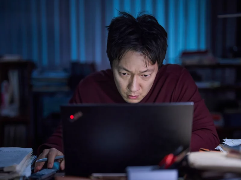 Banner bài review phim Troll Factory (Anh Hùng Bàn Phím)