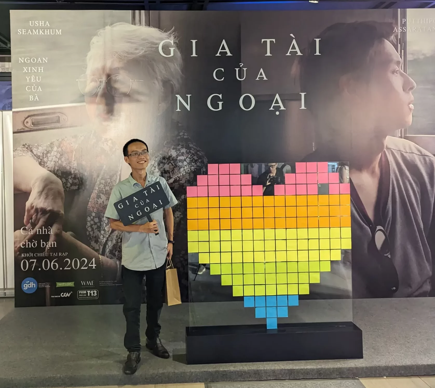 Admin Sơn Trần tham gia buổi họp báo ra mắt phim