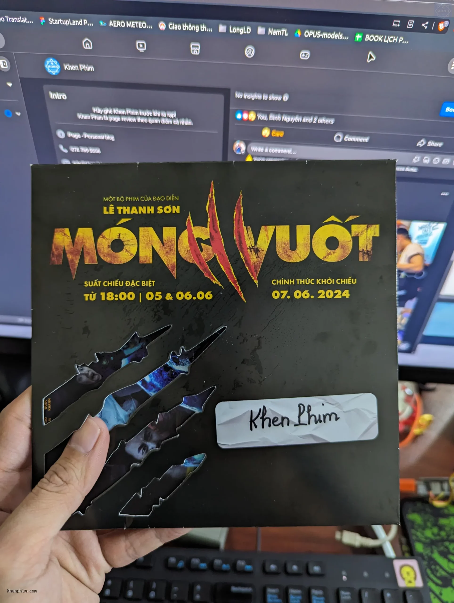 Thiệp mời họp báo phim Móng Vuốt