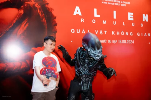 Nhà sáng tạo nội dung Trần Hoài Ân (Ân Khen Phim, IG: trhan___) tham gia họp báo phim Alien: Romulus