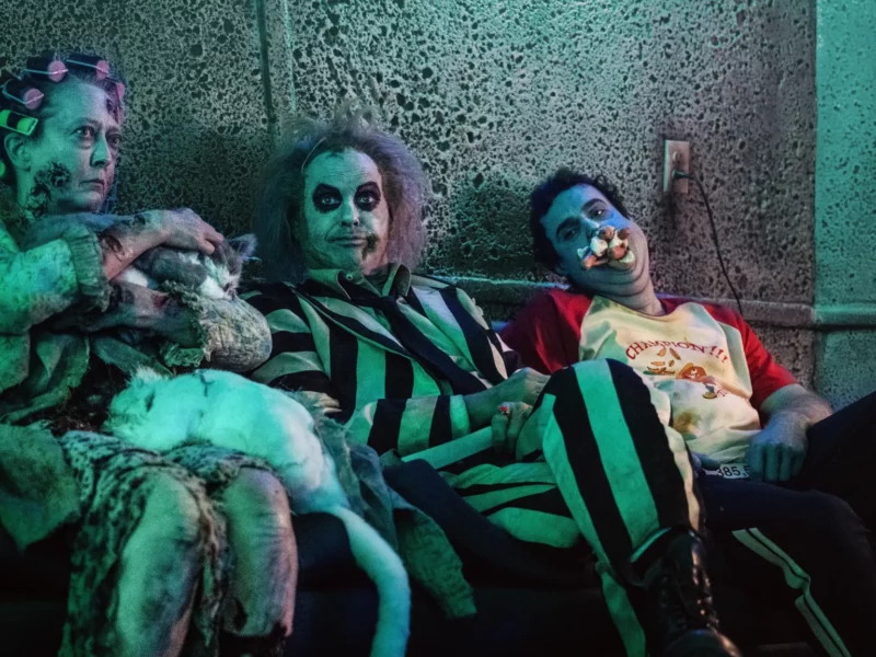 Banner bài dánh giá phim Beetlejuice Beetlejuice