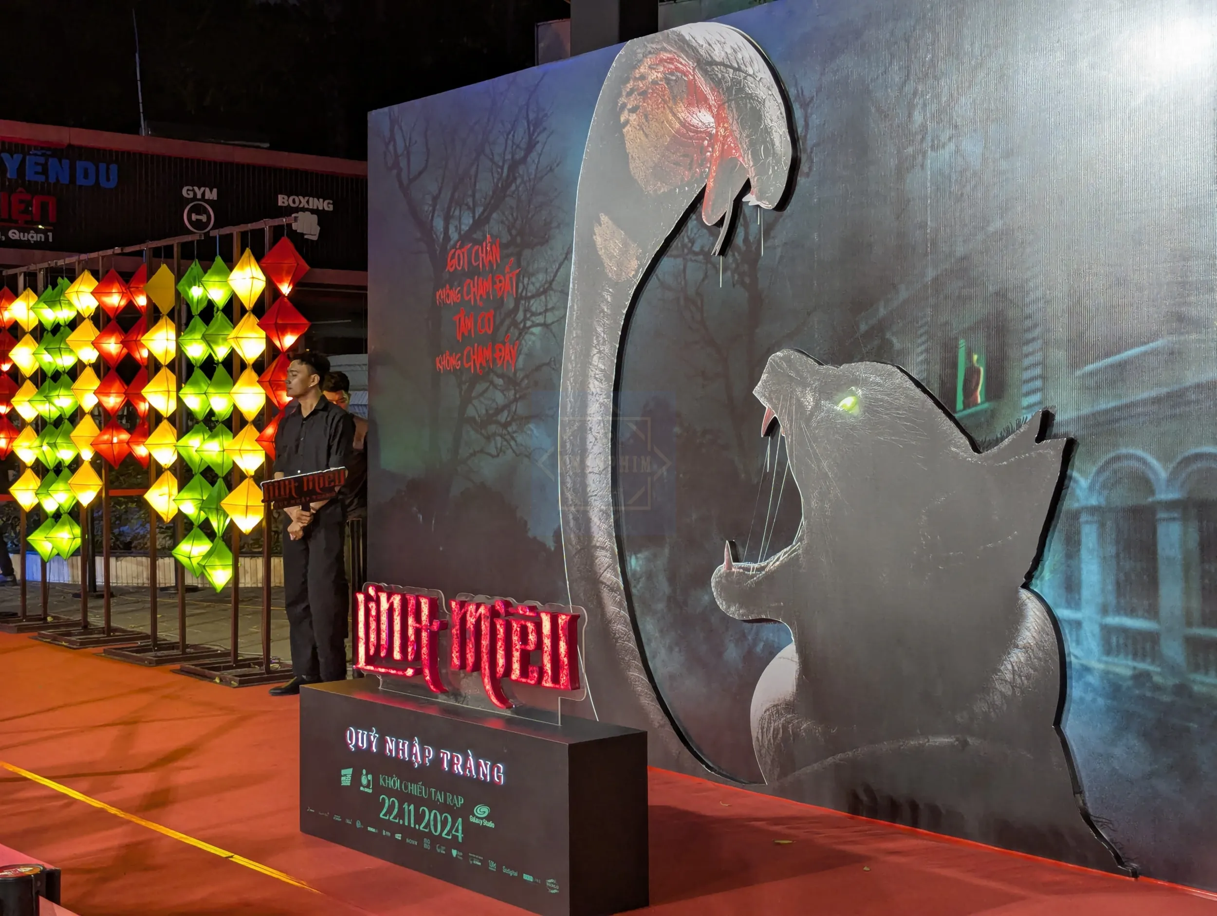 Backdrop chụp ảnh tại sự kiện ra mắt phim