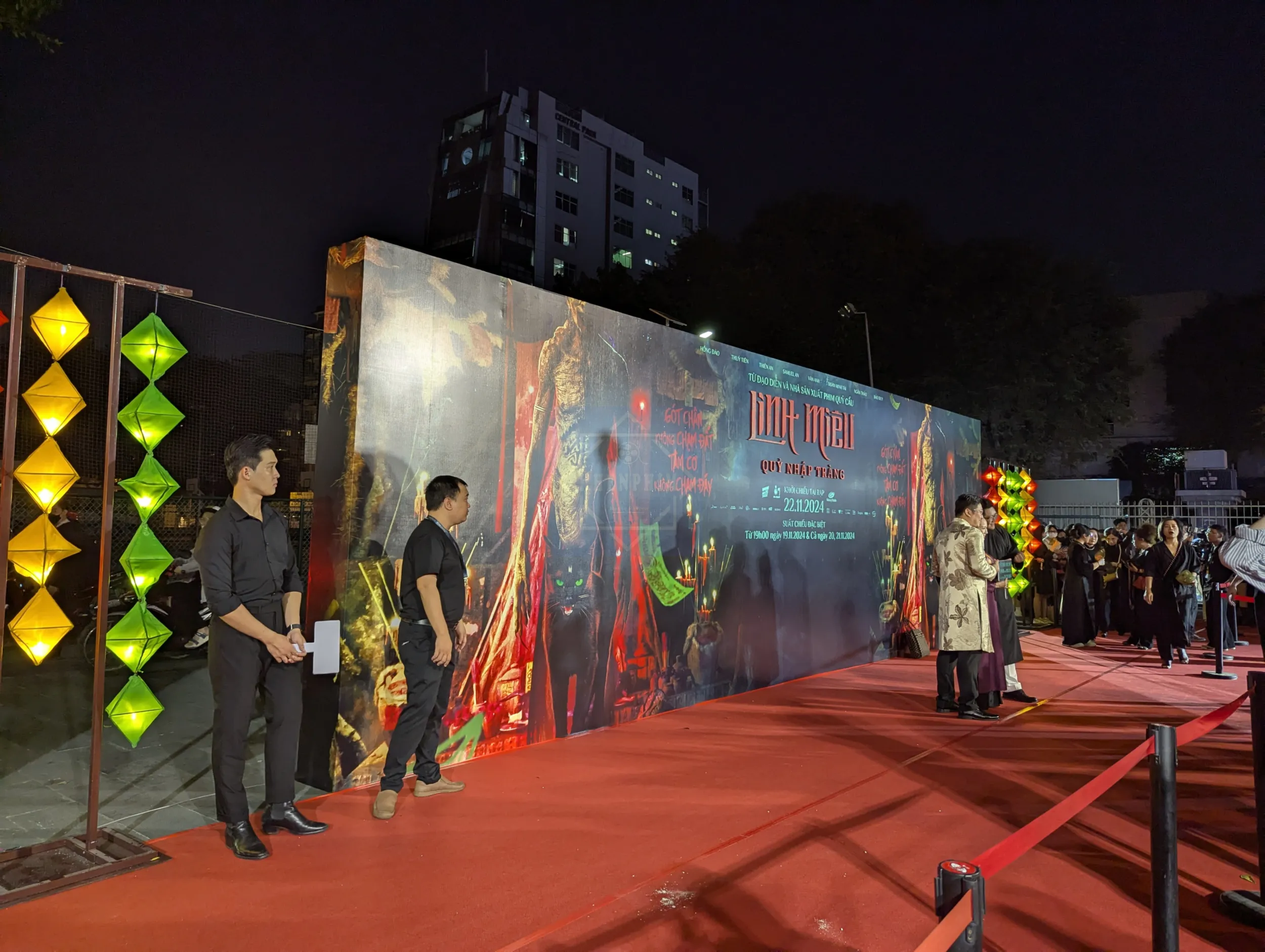 Backdrop chụp ảnh tại sự kiện ra mắt phim