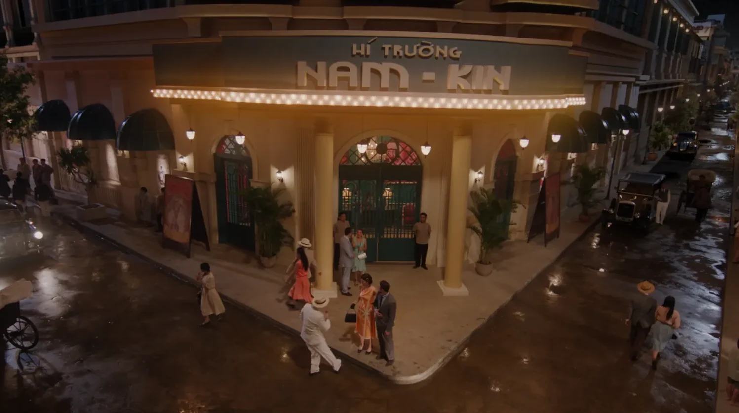 Ngoài nội dung thì trang phục cũng là điểm cộng lớn của phim Công Tử Bạc Liêu