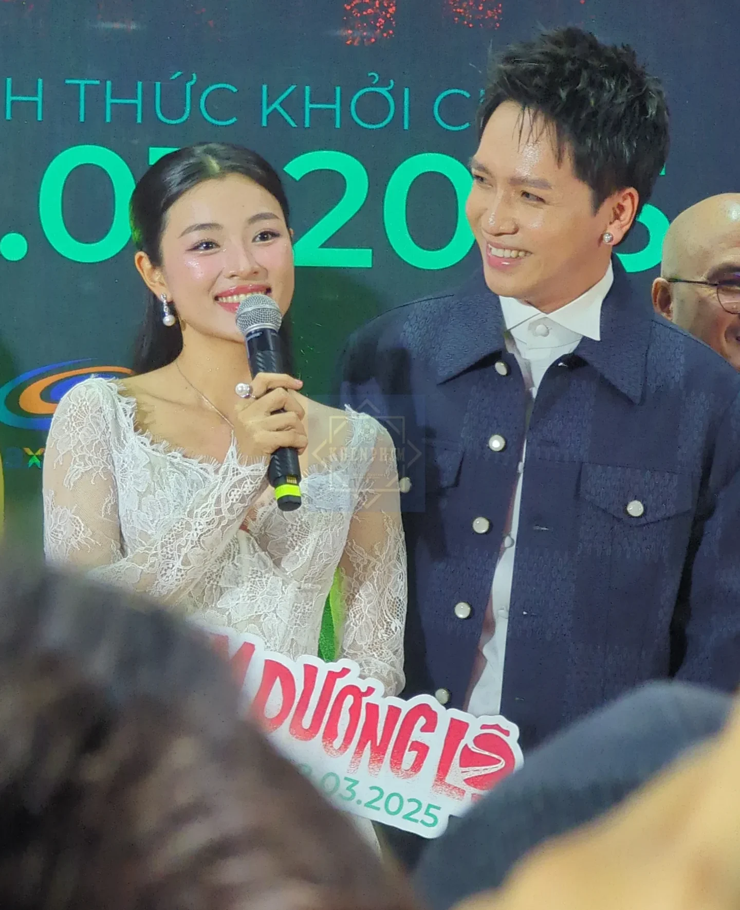 Bạch Công Khanh và Lan Thy tại buổi ra mắt phim