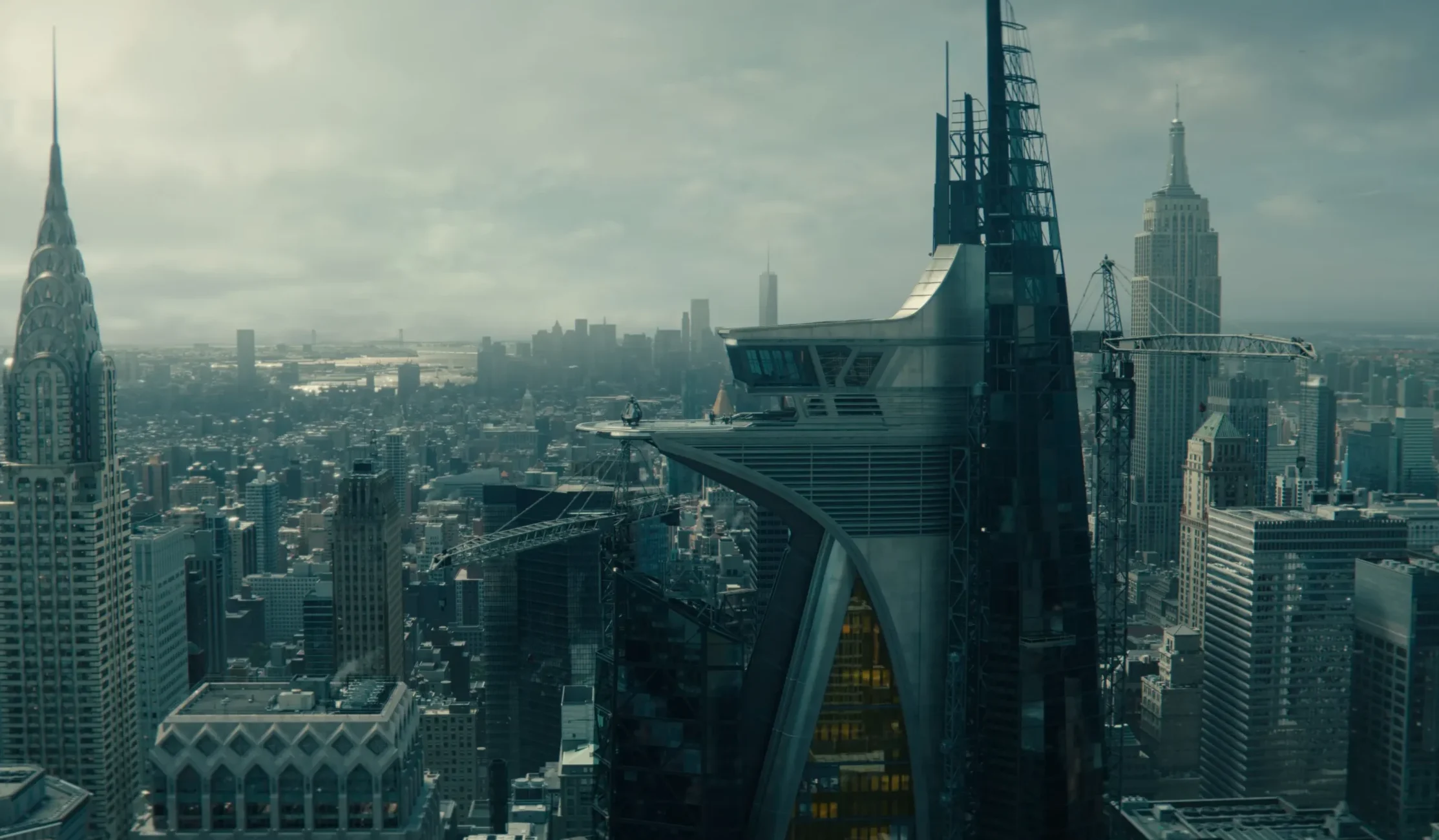 Tòa nhà cũ của Avengers cũng được tận dụng để giúp fan hồi tưởng lại những ký ức một thời