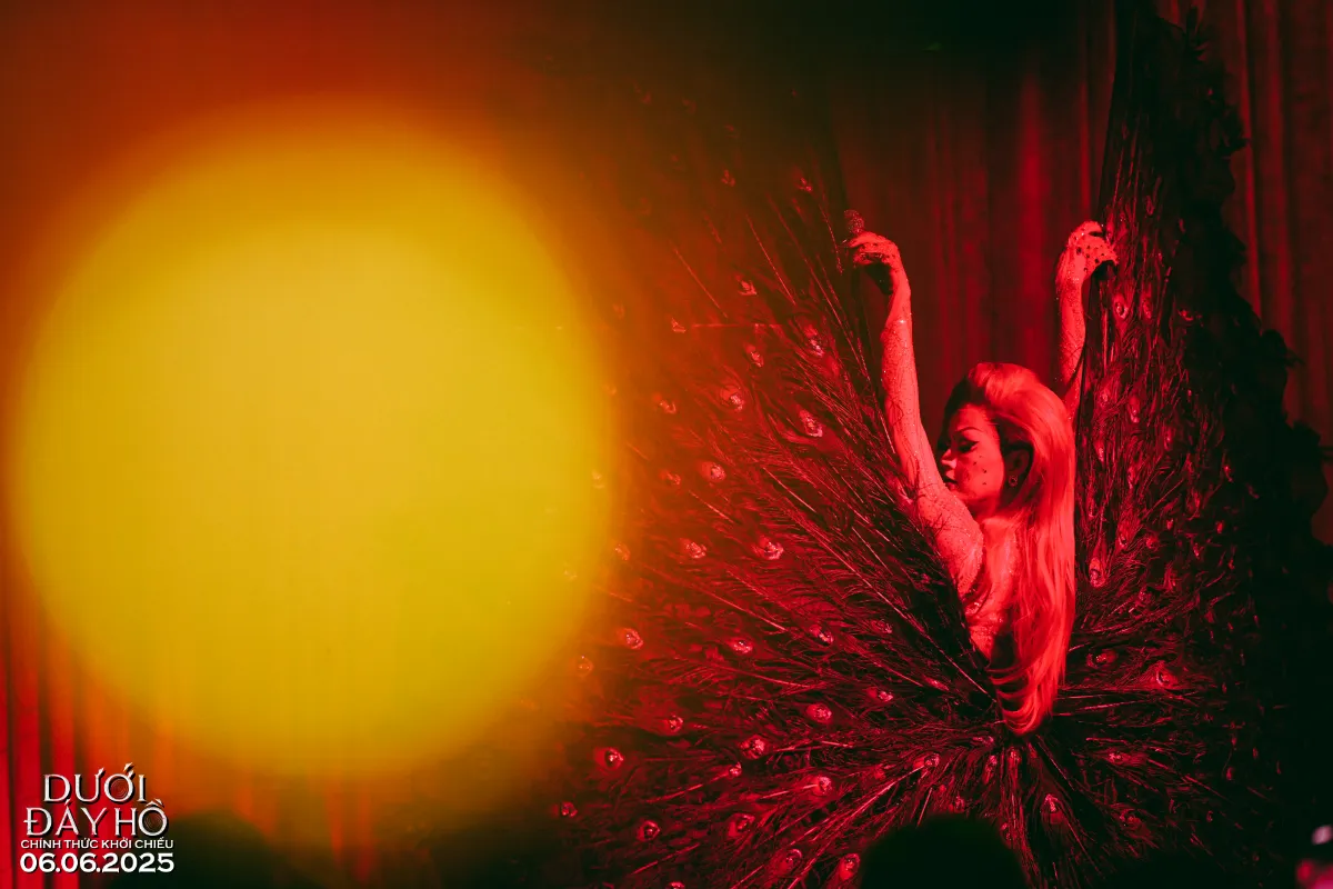 Thanh Duy gây bất ngờ với tạo hình drag queen Kylie đầy mê hoặc