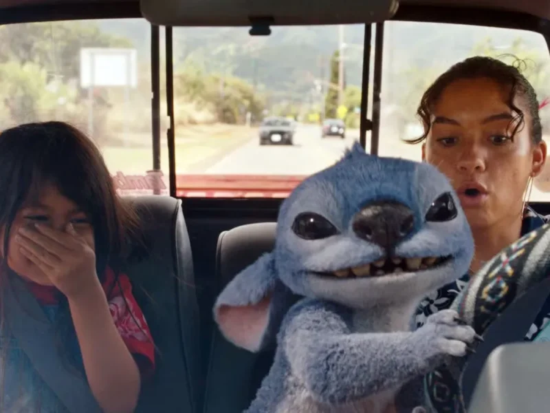 Banner bài review phim Lilo & Stitch