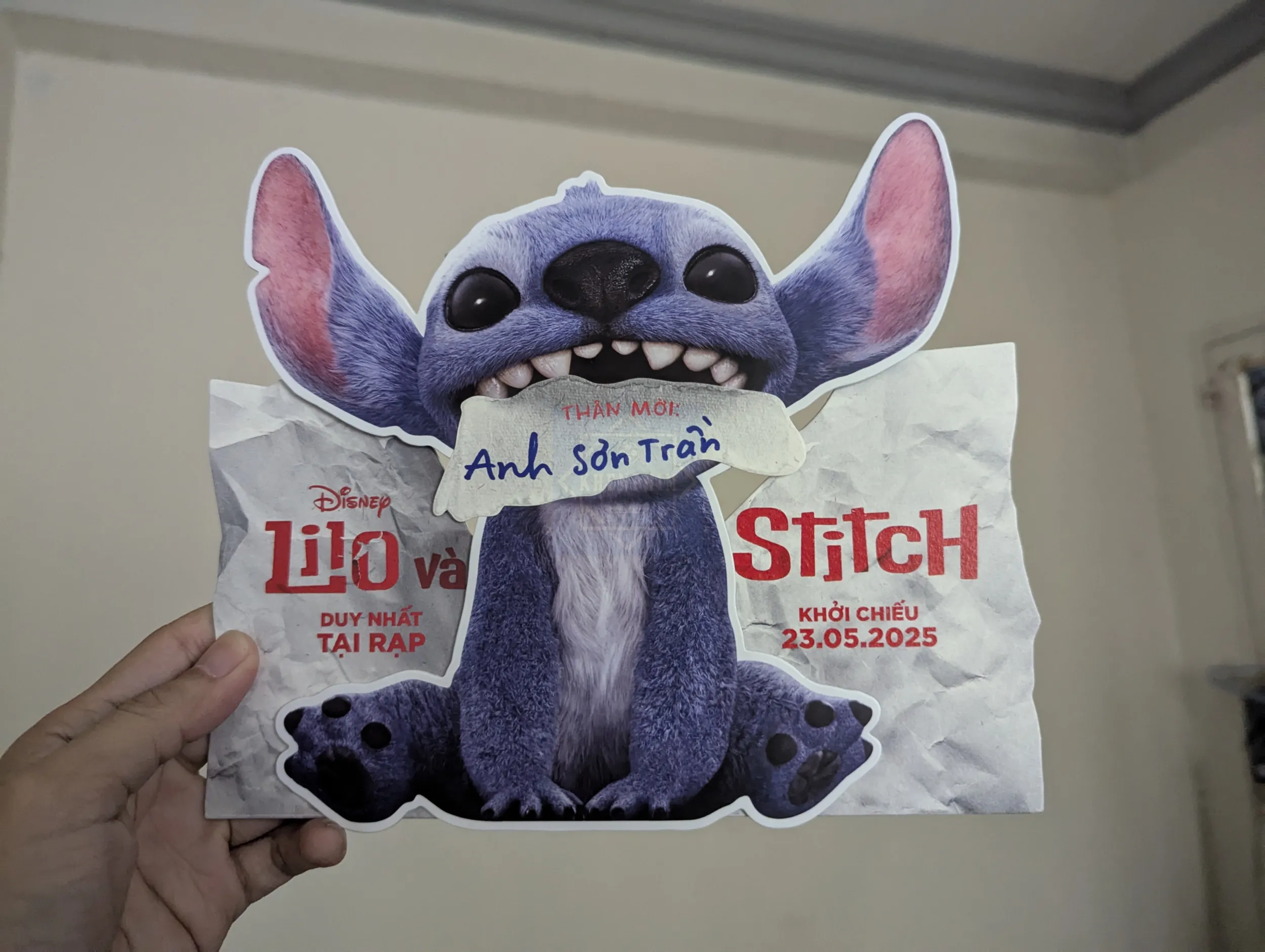 Thiệp mời họp báo phim Lilo & Stitch