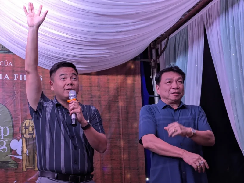 Đạo diễn Nhất Trung