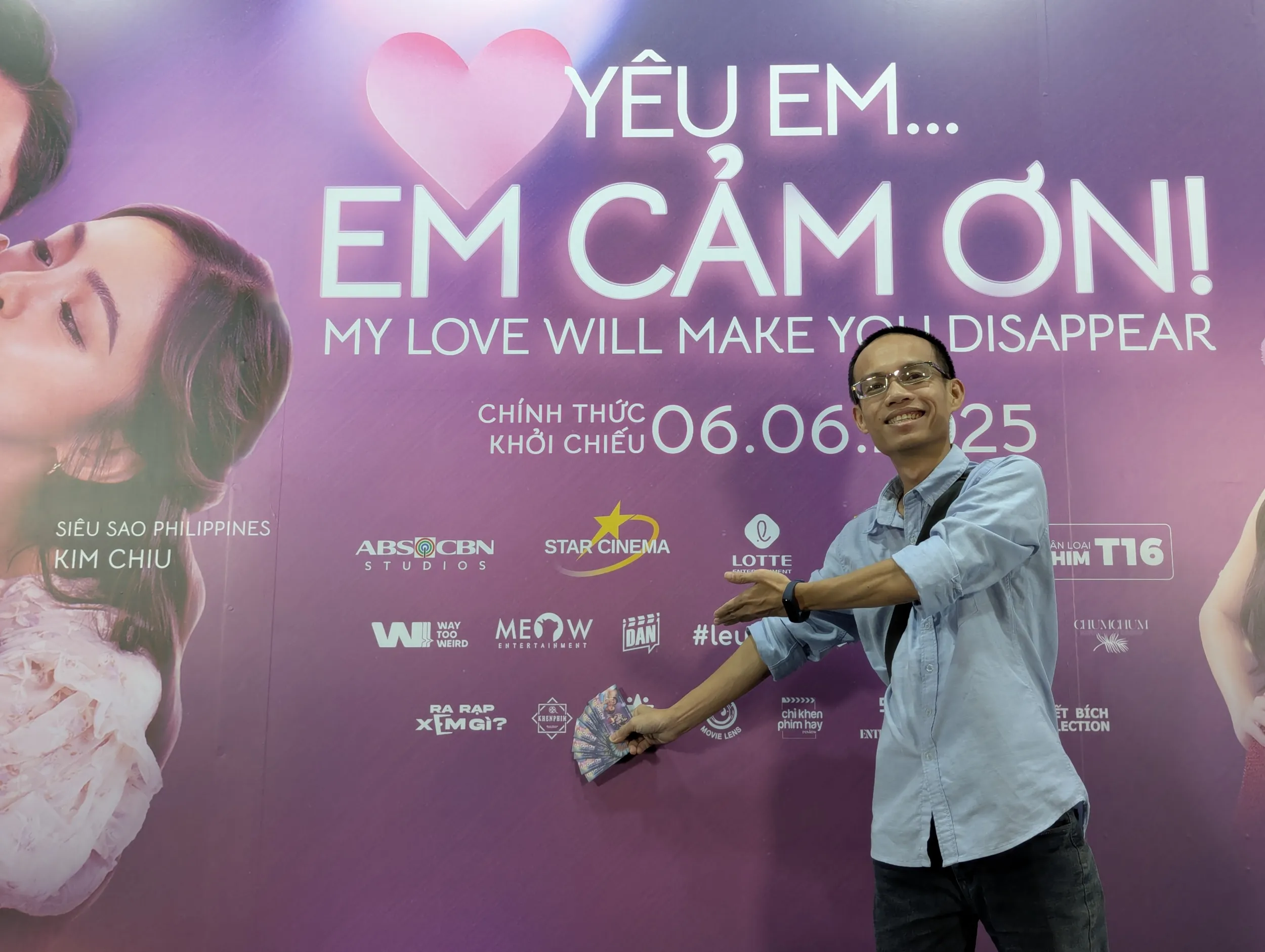 Ảnh chụp tại sự kiện ra mắt phim My Love Will Make You Disappear (Yêu Em...Em Cảm Ơn!)