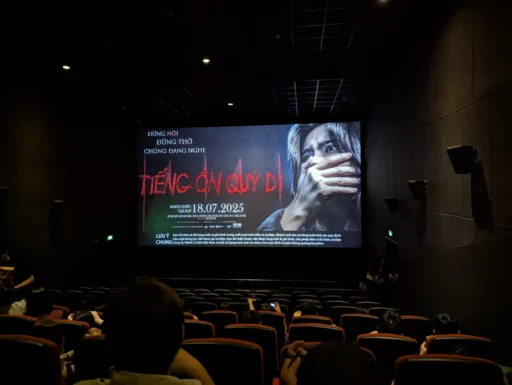Màn hình chờ trước khi phim chiếu