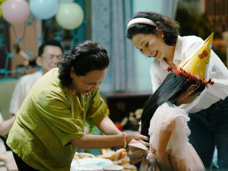 Banner bài đánh giá phim Cục Vàng Của Ngoại