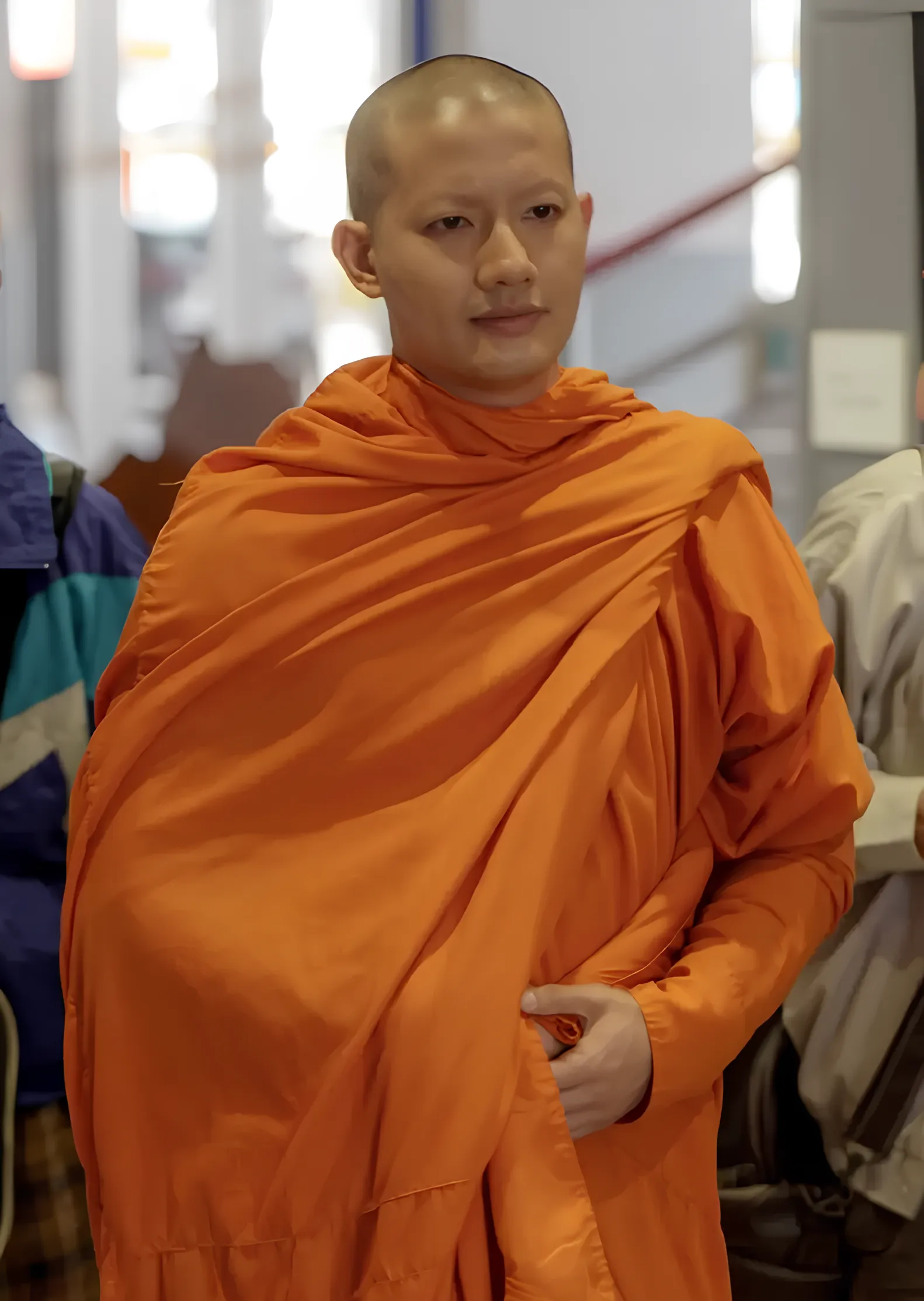 Nhà sư Thái Luang Phi Pae (Pae Arak thủ vai)