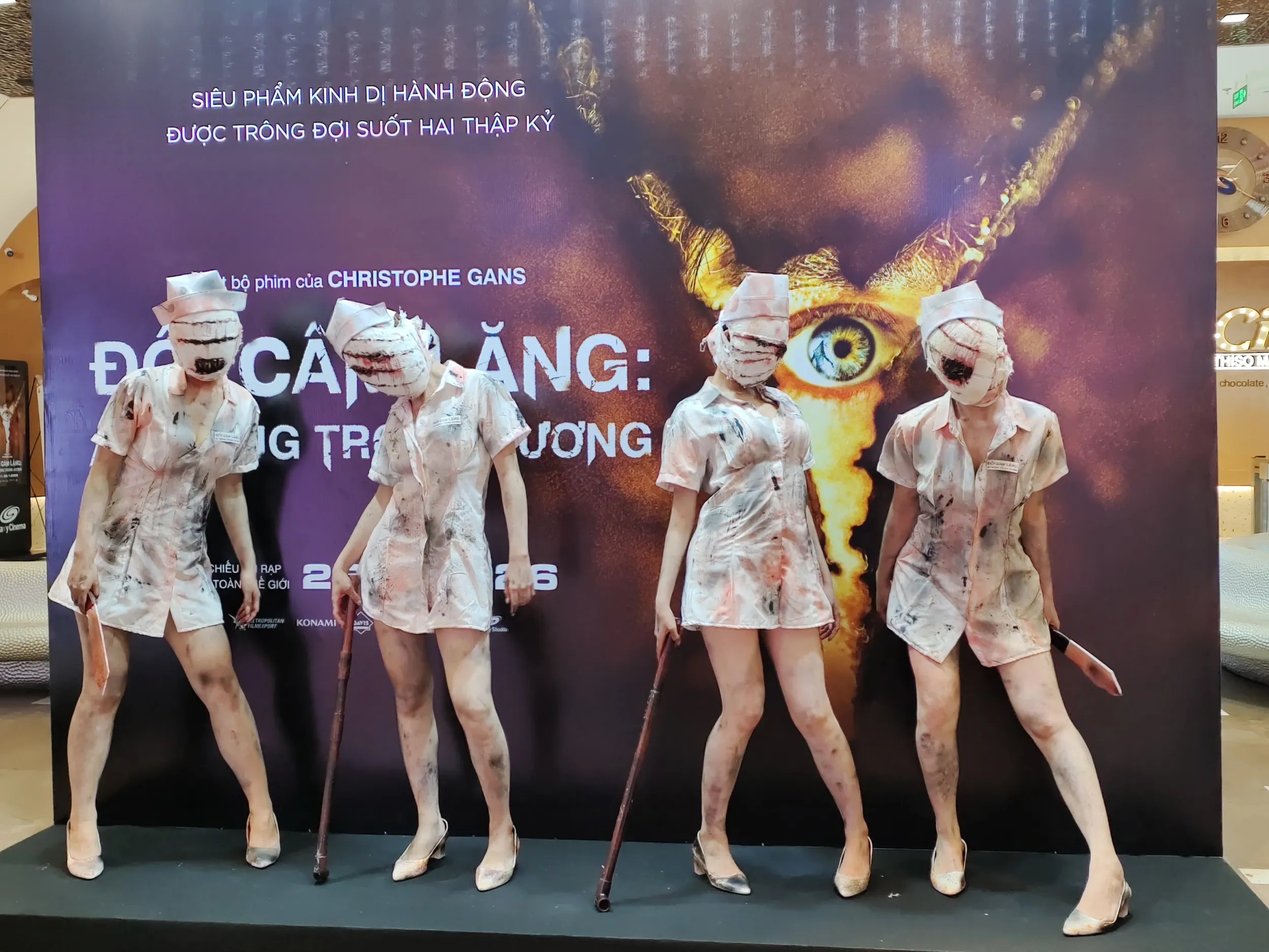 Hình ảnh chụp tại buổi công chiếu phim