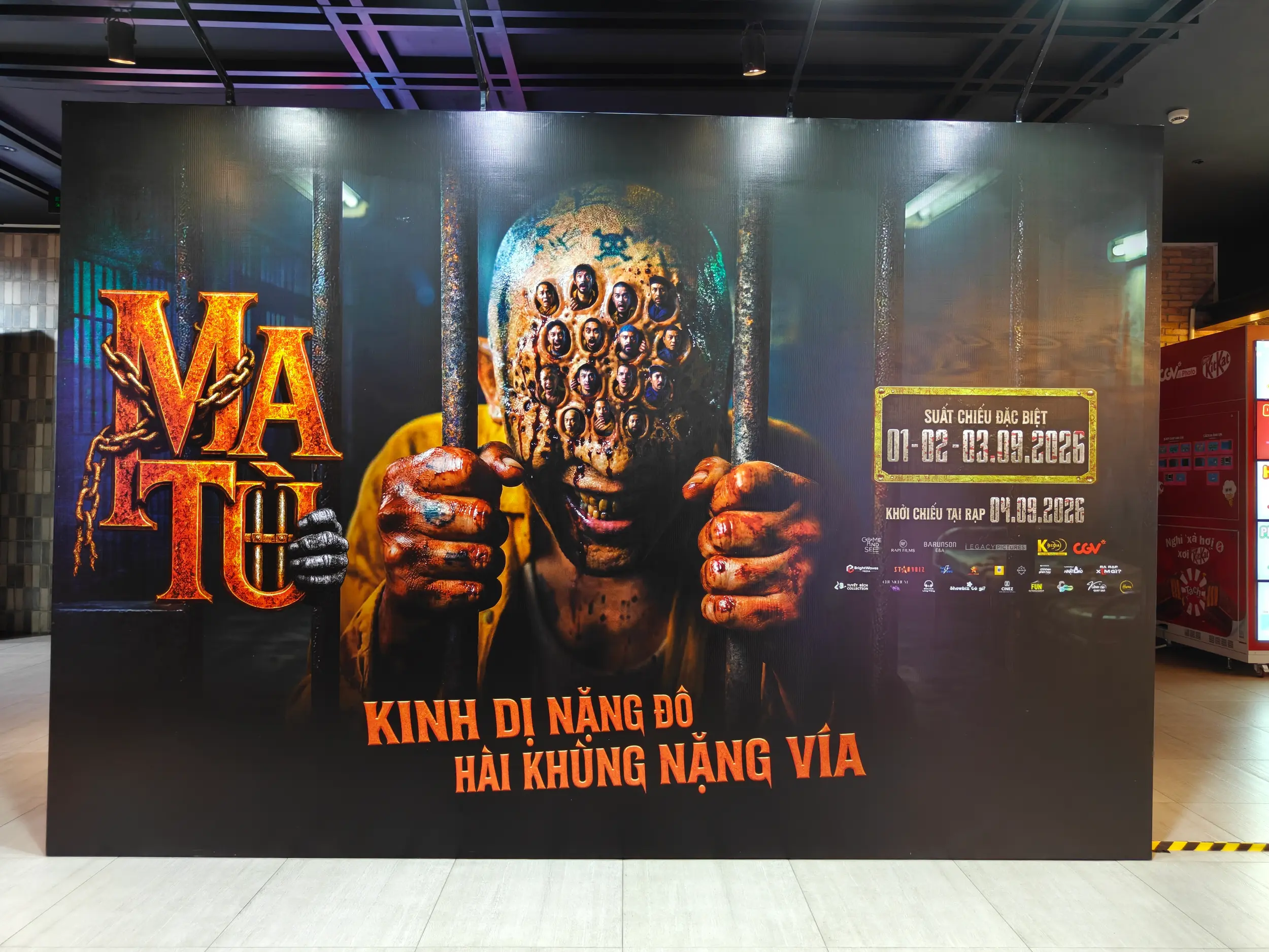 Hình ảnh từ buổi công chiếu phim Ma Tù