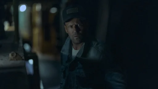 Review phim Mutiny (Tàu Buôn Người): Phim hành động đỉnh cao của Jason Statham